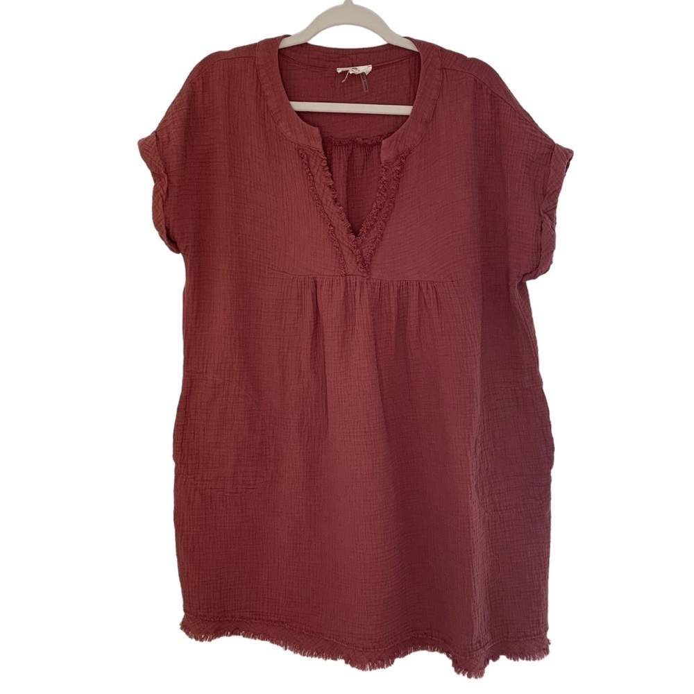 Entro rust gauzy mini pullover cap sleeve dress with‎ pockets. Size M